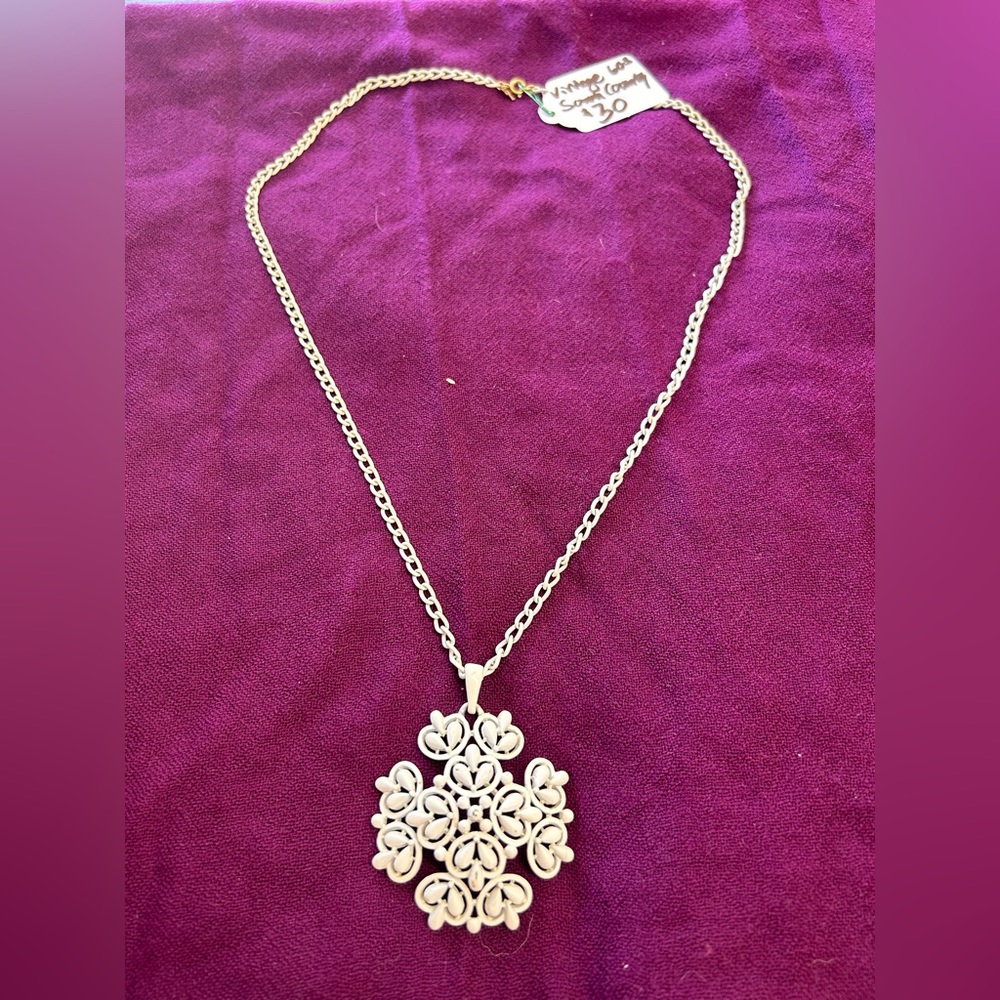 Sarah Coventry Necklace